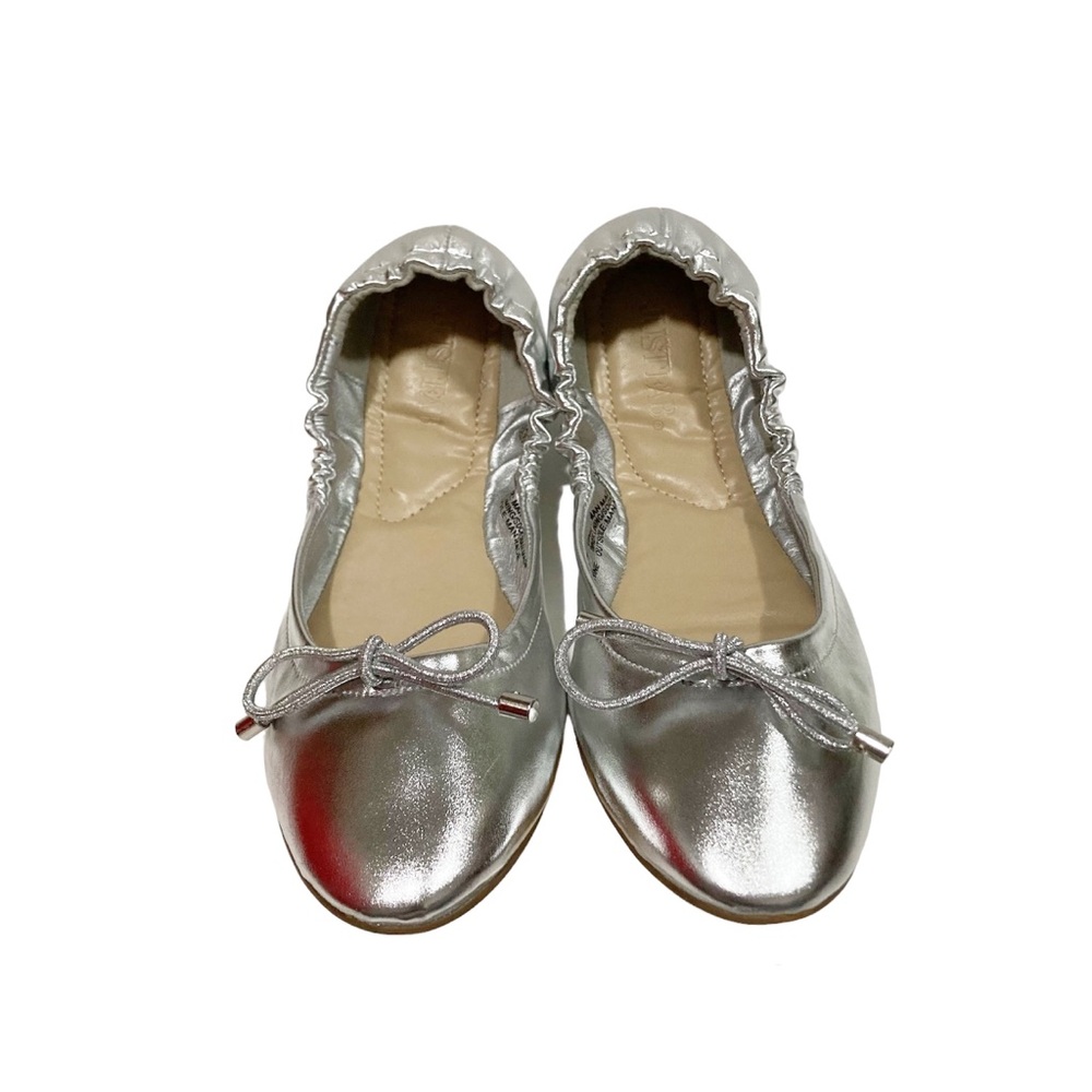 NIB JustFab flats